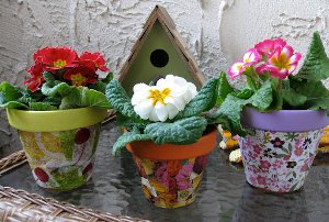 Decoupage cvjetnih lonaca Decoupage cvjetnih lonaca