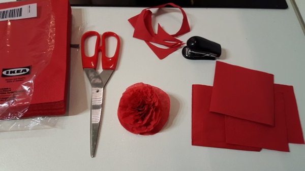 Rose s salvete s vlastitim rukama