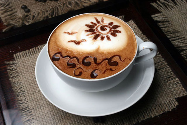 Latte umjetnost - kava slika Latte umjetnost - kava slika