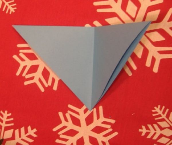 Prekrasne pahuljice za Nove godine 2017. s vlastitim rukama papira - dijagrami i fotografije u fazama. Majstorske nastave za djecu na velikim snježnim pahuljama u tehnici origami