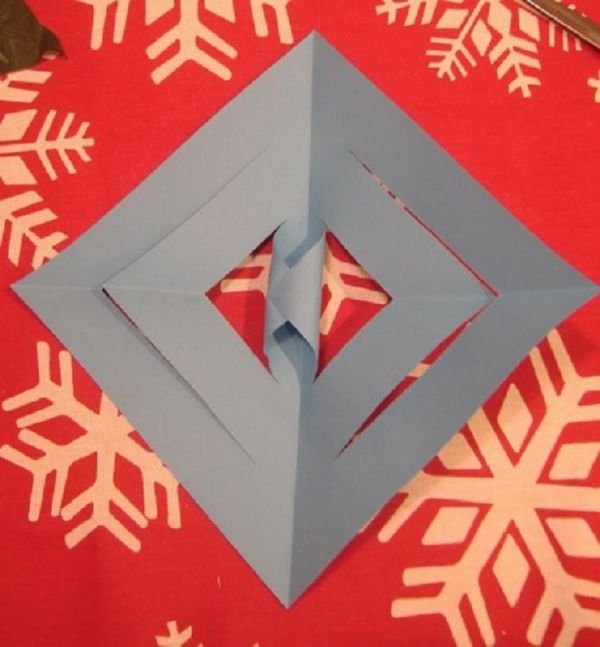 Prekrasne pahuljice za Nove godine 2017. s vlastitim rukama papira - dijagrami i fotografije u fazama. Majstorske nastave za djecu na velikim snježnim pahuljama u tehnici origami