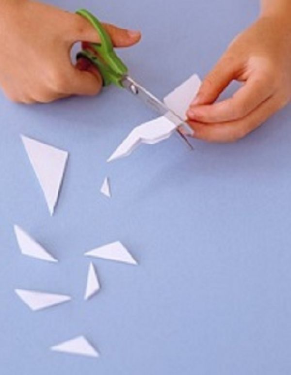 Prekrasne pahuljice za Nove godine 2017. s vlastitim rukama papira - dijagrami i fotografije u fazama. Majstorske nastave za djecu na velikim snježnim pahuljama u tehnici origami