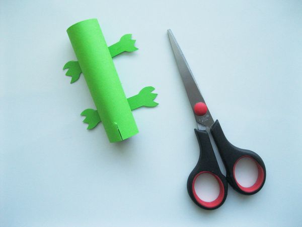 Krokodil od papira u boji s vlastitim rukama