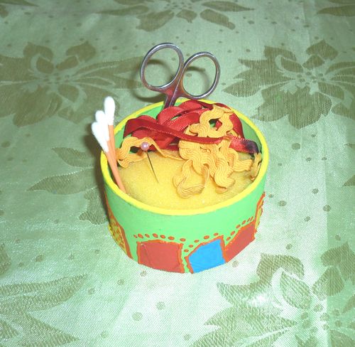 Obrtnici u osnovnoj školi do 8. ožujka za mame i bake. Učiteljske klase s fotografijama dječjih zanata 8. ožujka