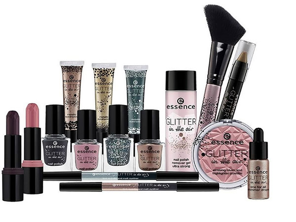 Više sjaj: ukrasna zbirka Essence Glitter u zraku