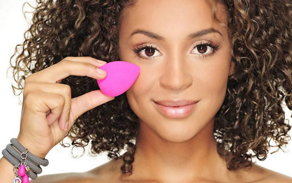 Učinkoviti make-up za deset minuta: šminka make up umjetnik Chanel