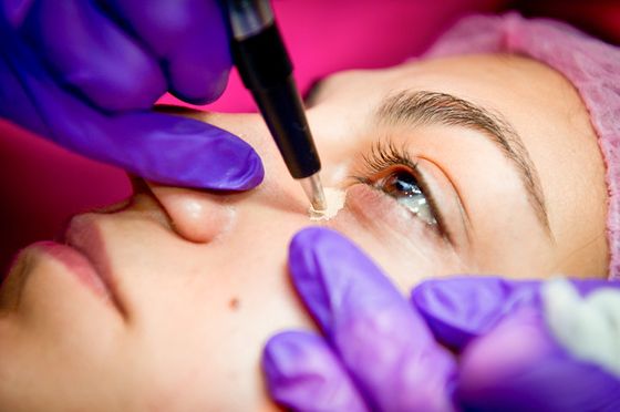 Trajni make-up za skrivanje modrica pod očima