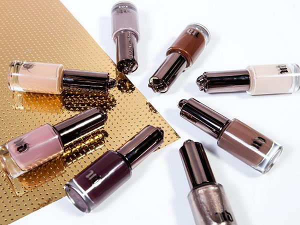 Nude luksuz: zbirka lakova Urban Decay Naked 2016