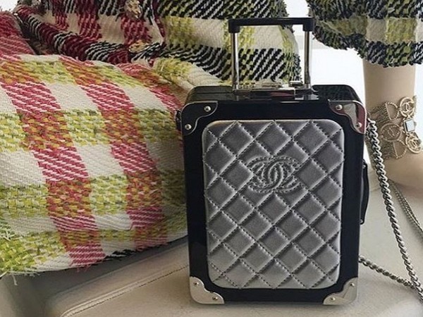 Cesta naziva: kolica za kvačilo Trolley Minaudiere iz Chanela
