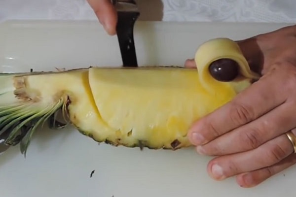 Kako slagati ananas pravilno i lijepo