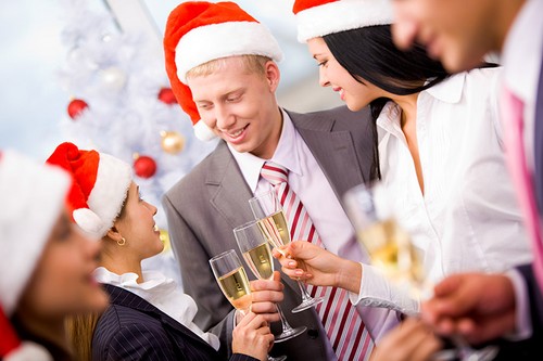 Kako čestitati kolegama Nove godine 2016. - pjesme, govori, čestitke
