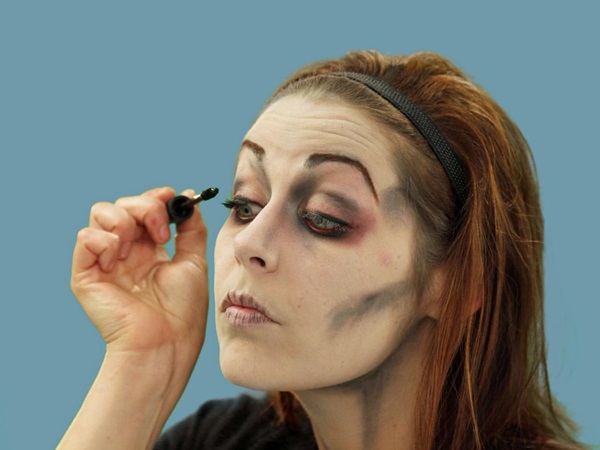 Scary šminka za Halloween s vlastitim rukama za djevojčice i djevojke