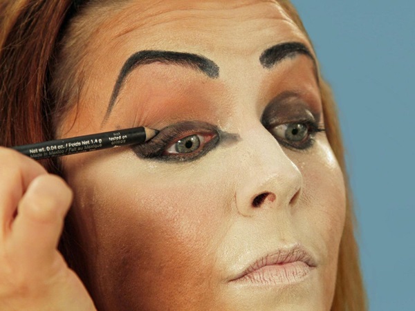 Scary šminka za Halloween s vlastitim rukama za djevojčice i djevojke
