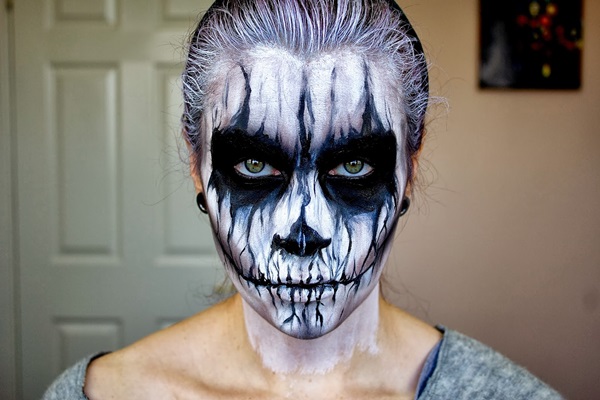 Scary šminka za Halloween s vlastitim rukama za djevojčice i djevojke