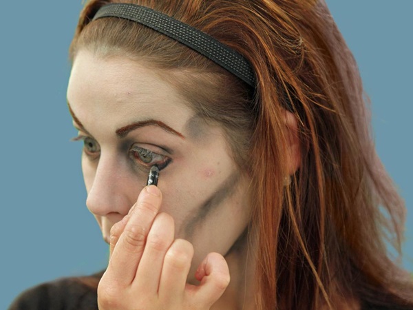 Scary šminka za Halloween s vlastitim rukama za djevojčice i djevojke