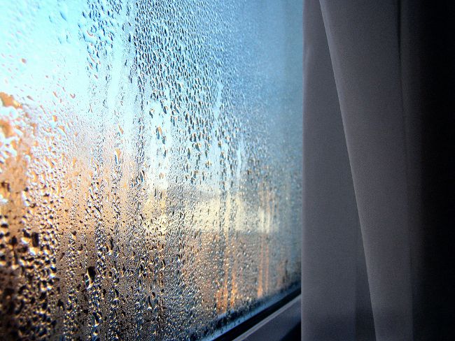 Zašto se plastični prozori znojaju?