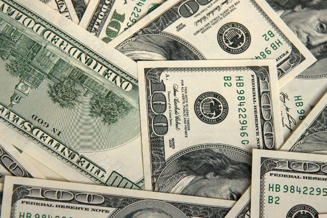 Krivotvoreni novac: kako prepoznati lažnu 100 dolara? Krivotvoreni novac: kako prepoznati lažnu 100 dolara?
