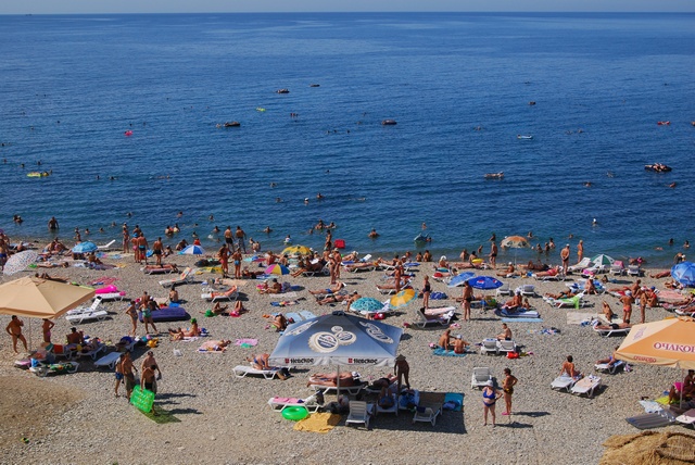 Kakav će biti vrijeme u Gelendzhiku u kolovozu 2016. godine? Prognoza hidrometeorološkog centra na vremenske i temperature vode u Gelendzhiku za kolovoz i pregled turista