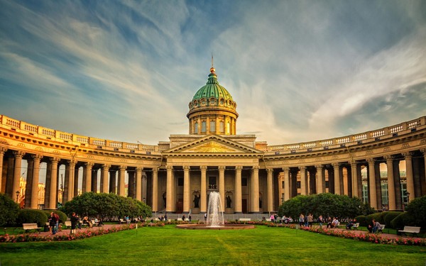 Kakvo se vrijeme očekuje u St. Petersburgu u lipnju 2016. godine