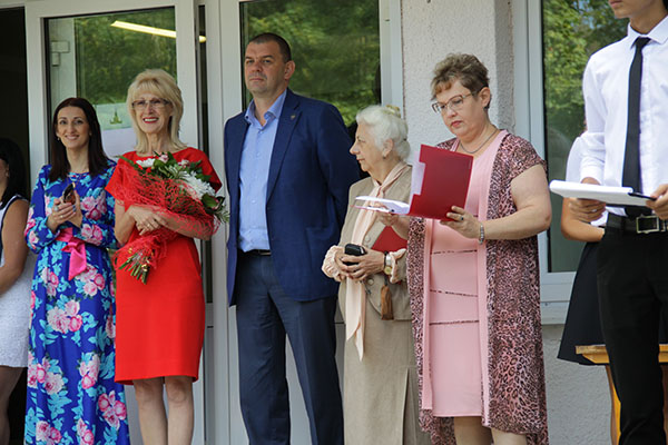 Lijepe čestitke na Diplomiraju 2017. godine za 9. i 11. razred