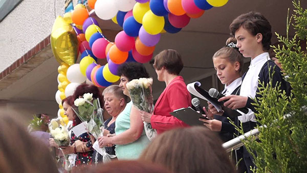 Lijepe čestitke na Diplomiraju 2017. godine za 9. i 11. razred
