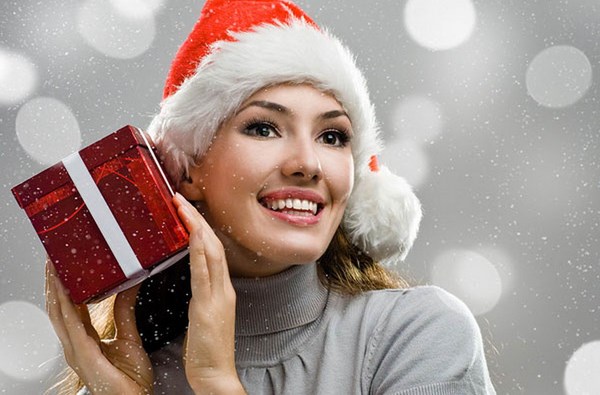 Sretna Nova 2017 Godina Pijetao dečko i djevojka u zabavne pjesme, SMS-a, a svojim riječima - Čestitka za Novu 2017 pijetla prijatelj, čovjek od žene