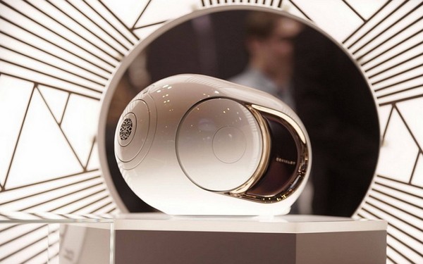 Revolucija zvuka: bežični zvučnik Devialet Gold Phantom