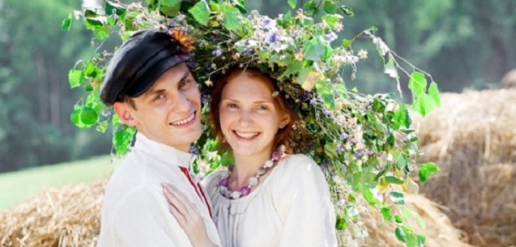 Ruske tradicije vjenčanja i provodljivosti mladenke, rituala i običaja