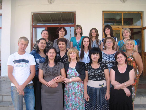 Pjesme o učiteljima - predmetu i osnovnim razredima: kratke, lijepe i dirne suze