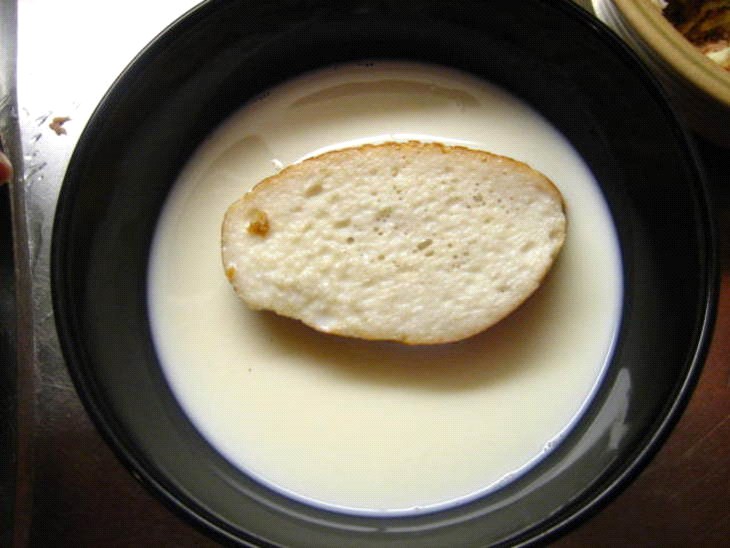 kruh u mlijeku
