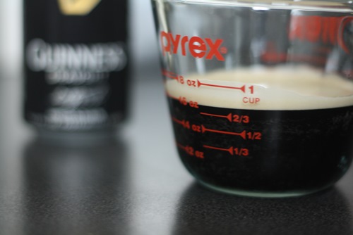 Kako peći kolačiće na pivo: jednostavan recept s fotografijom