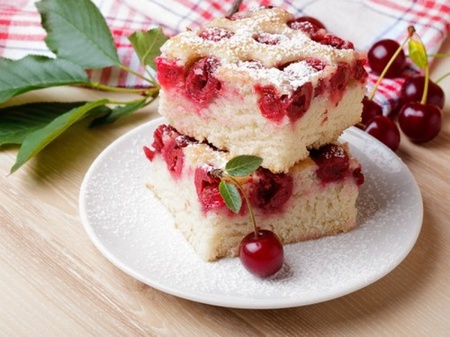 Koruška torta