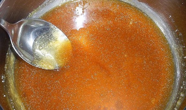 Učinite karamelu kod kuće