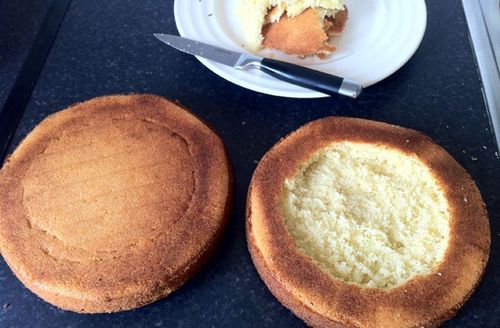 Recept za ukusnu i neobičnu kolač u multivarka - korak po korak s fotografijom