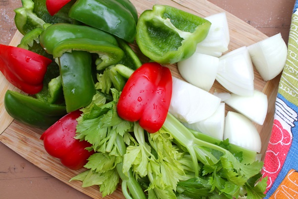 Ketchup vlastitim rukama od rajčice: korak po korak recepata za berbu zimi