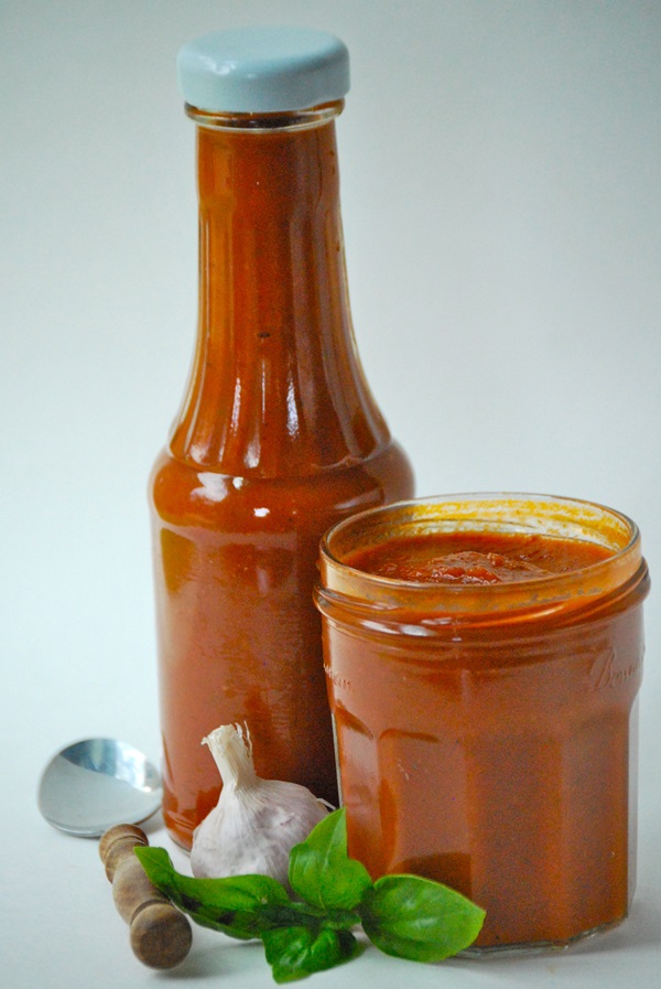Ketchup vlastitim rukama od rajčice: korak po korak recepata za berbu zimi