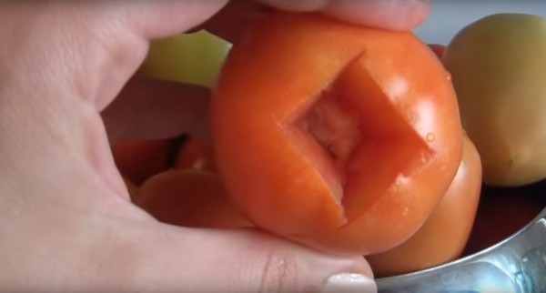 Rajčice s češnjaka za zimu, recepti. Žetve rajčice češnjakom za zimu: recept za brzo kuhanje, bez sterilizacije, slane bez kupanja