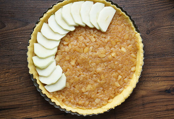 Jednostavan recept za kolač od jabuka s cimetom