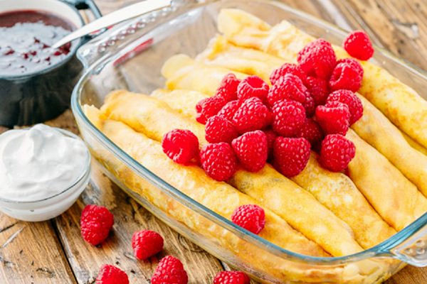 Originalni recepti palačinke na Pokladni utorak 2017. Korak po korak sa slikama: mlijeko, jogurt, kvasac, sa nadjevima za svaki ukus
