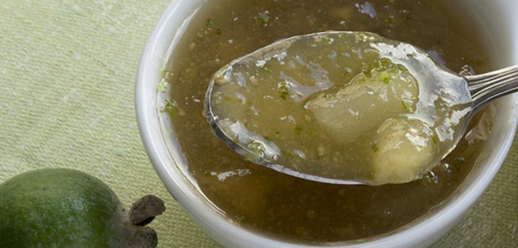 Jam from feijoa bez kuhanja, recept za živo jam s fotografijom