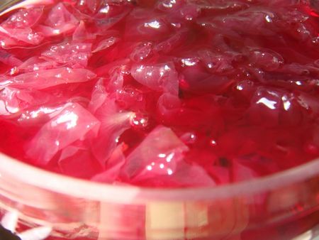 Jam iz latica ruža Jam iz latica ruža