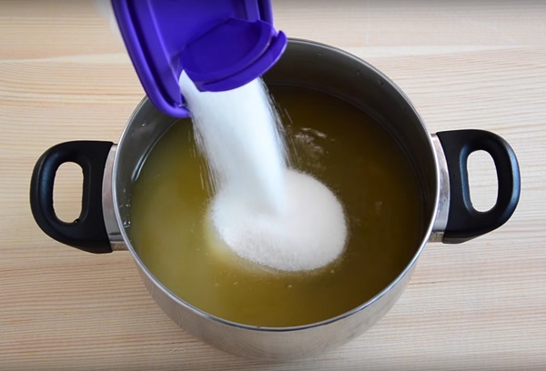 Jam i med od maslačaka s limunskom kiselinom i bez kiseline