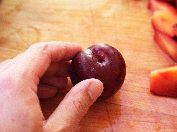 Kako skuhati marmelad od šljive s kamenom i izrezbarenim - jednostavnim receptima