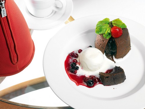 Vegetarijanski deserti na svečanom stolu
