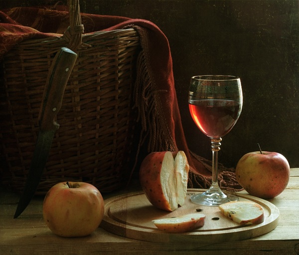 Domaće vino iz jabuka