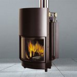 Kamin s vodenim krugom Kamin s vodenim krugom